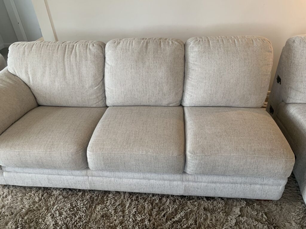 How to Clean Vinyl Upholstery